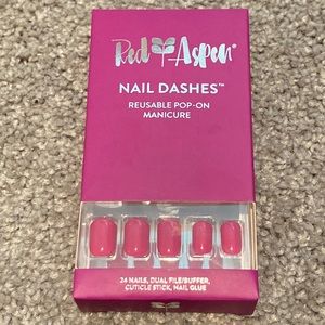 Red Aspen nail adhesives. "Bea's Garden Romance"